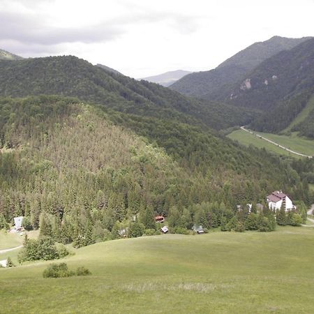 Hotel Smrecina Low Tatras Exteriör bild